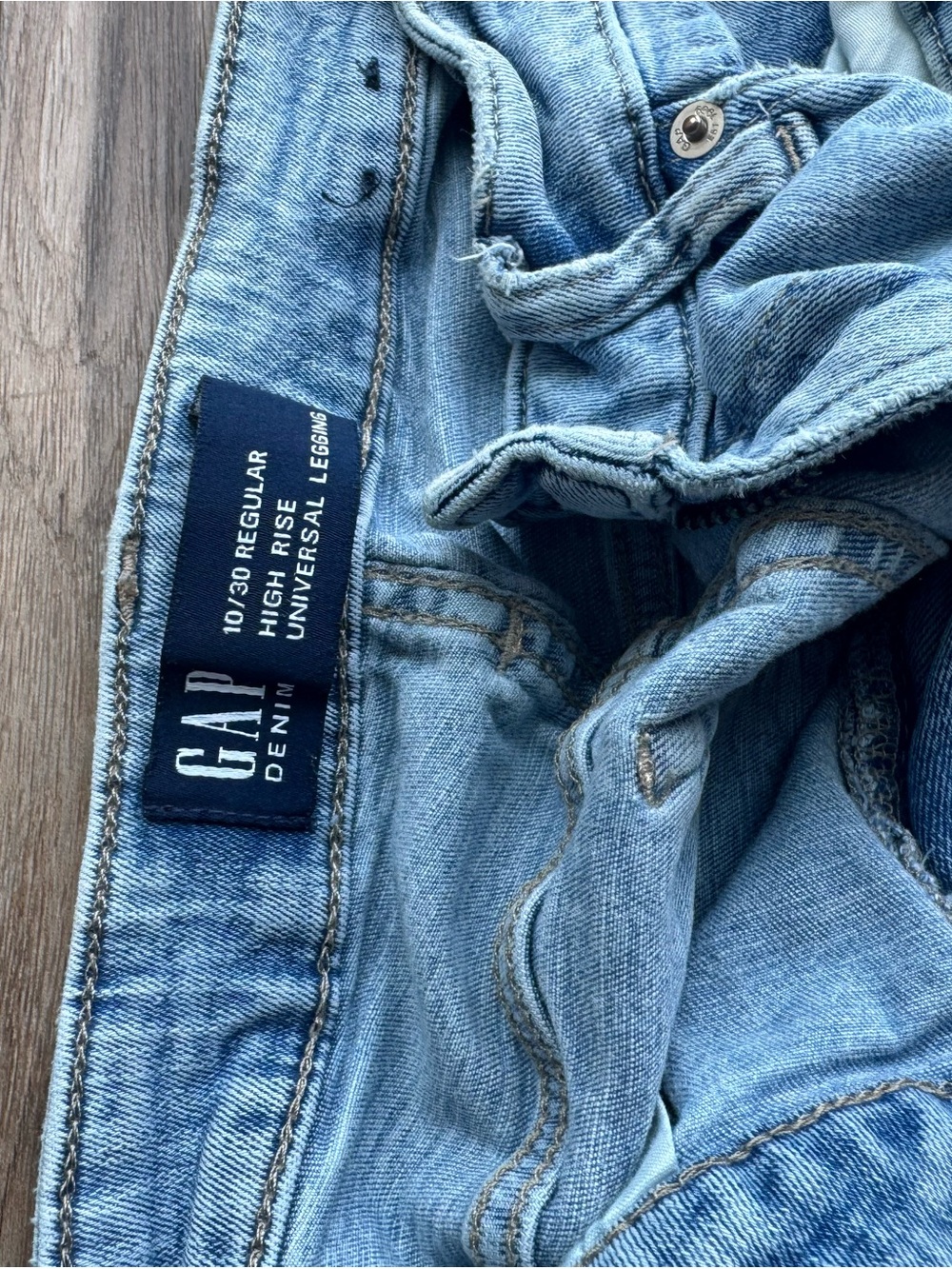 GAP Light Blue High-Rise Universal Legging Jeans